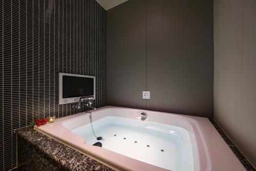 HOTEL ZEN KOHOKU in Tsuzuki