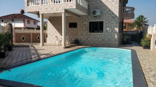 Suchi's Villa Modern, clean pool villa in South Goa