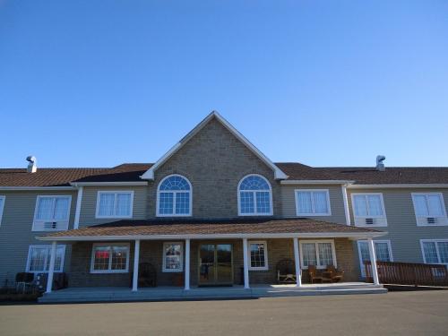 Auberge Bouctouche Inn & Suites