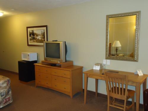 Auberge Bouctouche Inn & Suites