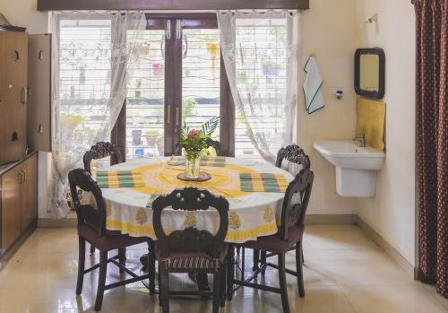Homestay for Women in طريق أفيناشي