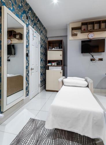 Vilenza Hotel - image 6