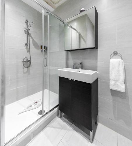 Vilenza Hotel - image 4