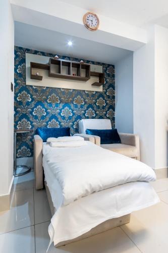 Vilenza Hotel - image 13