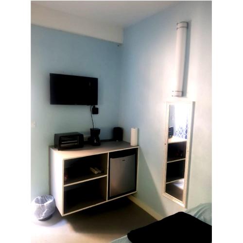 Careffe Suites Unit 4