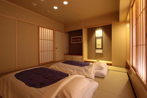 Standard Triple Room image 4