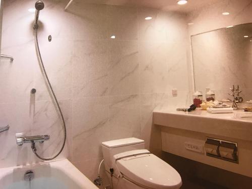 Standard Triple Room image 1