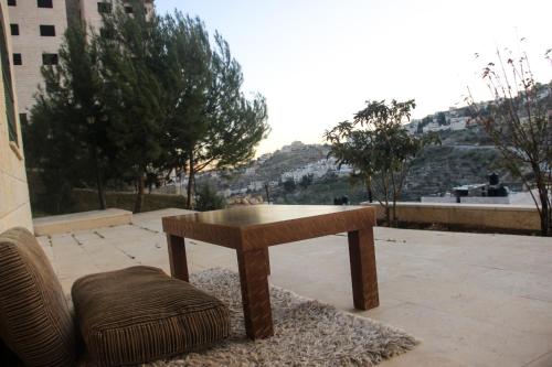 The Plaza Apartment - Bethlehem in Bethlehem