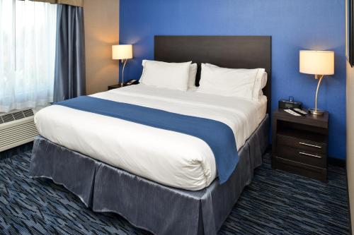 Holiday Inn Express & Suites Peekskill-Lower Hudson Valley