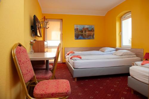 Pokoje i Apartamenty Pod Akacjami - image 3