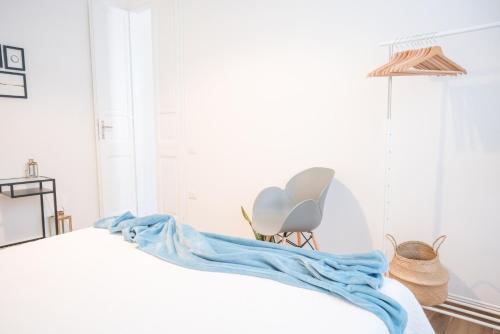 Minimalist Chic a Villanova 3Bdr - 2Bth - WiFi