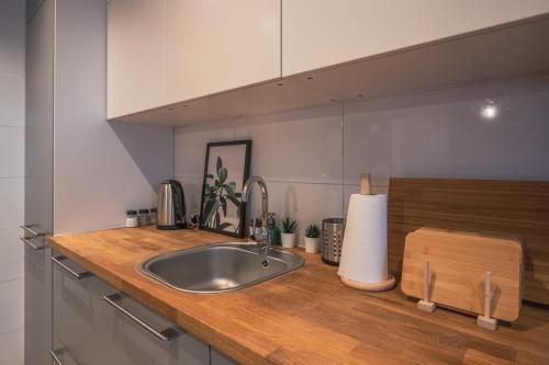 Spacious Apart ~ 150m Main Square ~ Self check-in 24h, Breslau (Foto 4)