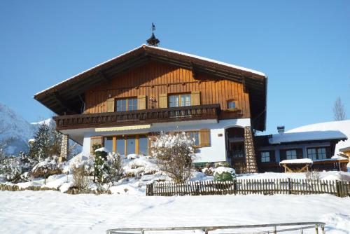  Ferienhaus Hummelbrunner, Pension in Bad Goisern