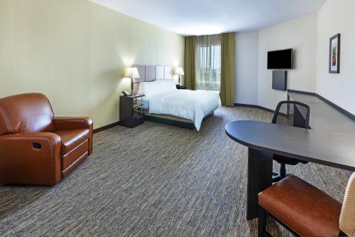 Candlewood Suites Houston - Spring, an IHG Hotel