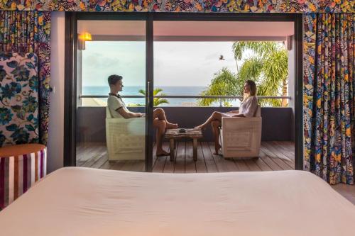 2 bedrooms, 4 beds