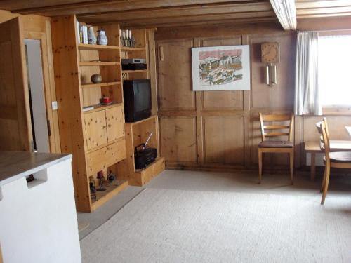 設施, Casa Cadruvi, Ferienhaus in Obersaxen, 150 Quadratmeter in 奧伯薩克森梅爾賀夫