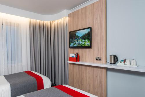 Holiday Inn Express - Glasgow Airport, an IHG Hotel