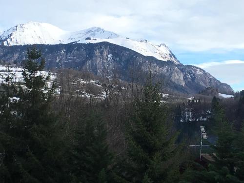 Onnion, route des Chenevieres