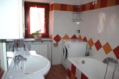 Létesítmények, La casa di nonno "cien" in Gignod