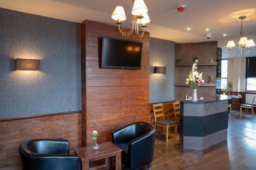 Eagle Hotel Luton Airport - image 5