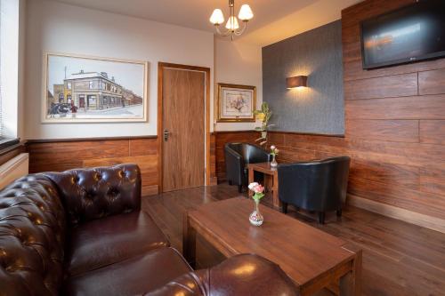 Eagle Hotel Luton Airport - image 9