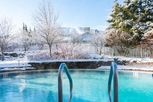 مسبح, Long Trail House Condominiums at Stratton Mountain Resort in Stratton