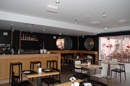Eco Alcalá Suites - image 13