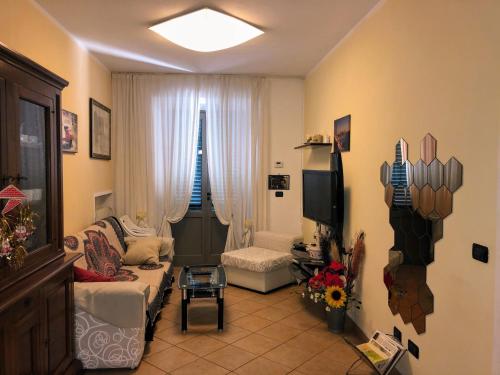  APPARTAMENTO GABBRO-ROSIGNANO MARITTIMO, Pension in Gabbro