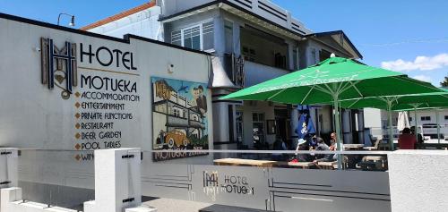 Hotel Motueka - Some weekends may have loud Live Music playing in Motueka