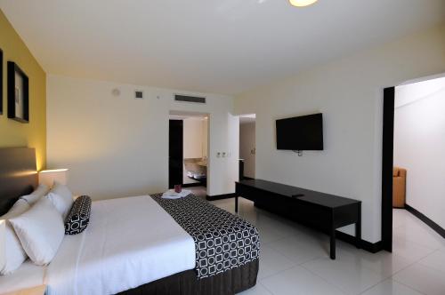 237214600 Crowne Plaza Villahermosa by IHG
