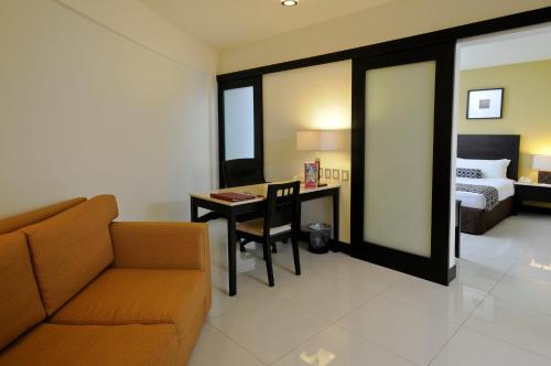 237214635 Crowne Plaza Villahermosa by IHG