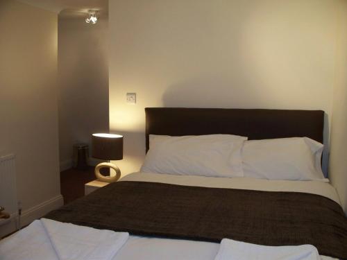 1 double bed