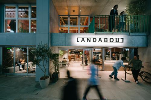 LANDABOUT TOKYO, Tokio