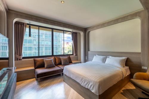 The Spades Private Residence Room Type - Deluxe King Suite The Spades Private Residence Room Type - Deluxe King Suite