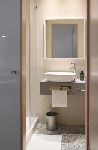 Cosy Single Room image 6