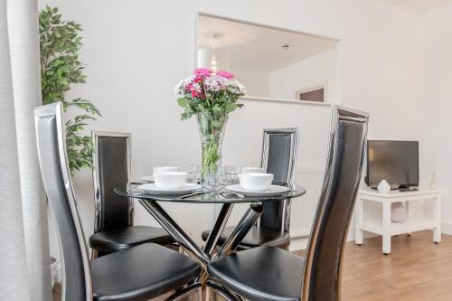 WelcomeStay Clapham Junction 2 Bedroom Apartment - image 8