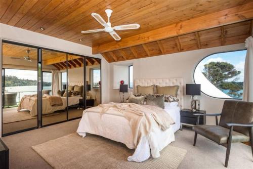 Absolutely unique waterfront experience