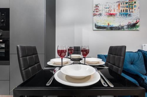 Apartments Warsaw Markowska by Renters - image 13