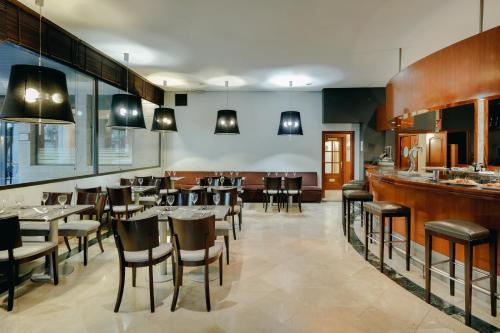 Hesperia Zaragoza Centro - image 12