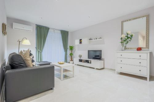 EXCLUSIVO APT 2 HAB-2 BAÑOS-LUMINOSO ↑ CALIDADES Seville 