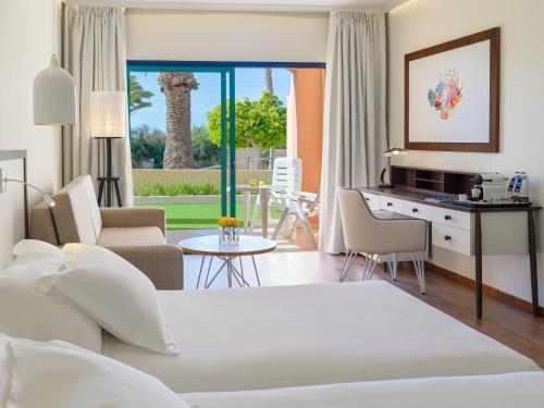 H10 Playa Esmeralda - Adults Only