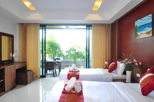 room detail thumbnail 0