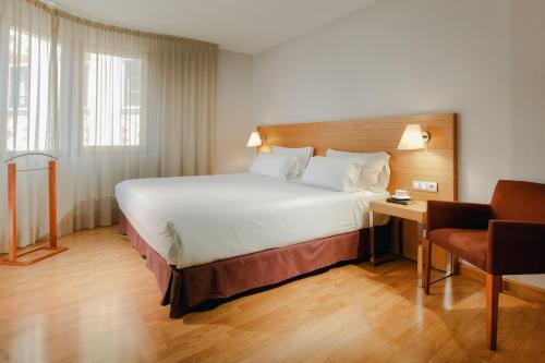 Hesperia Zaragoza Centro - image 13