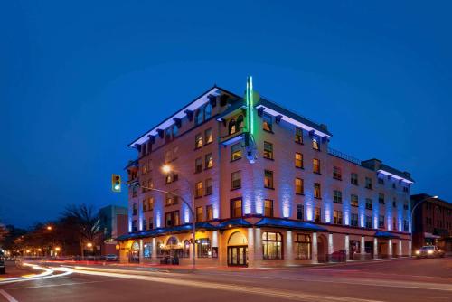 The Plaza Hotel Downtown, Trademark Collection by Wyndham in Kamloops, Canada