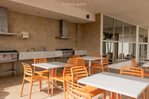Restaurant, Apartamento El Palmar Residences in San Carlos