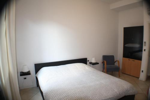 Serlio 24, Boloňa (fotografie 7)