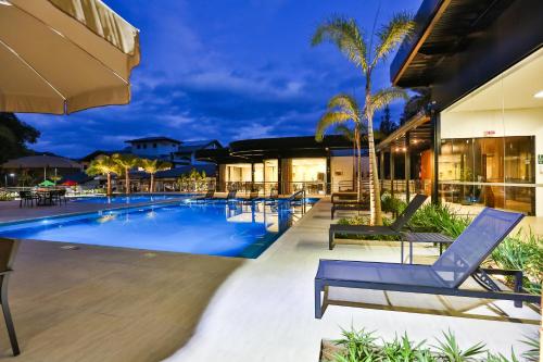 237326838 Quality Hotel Blumenau