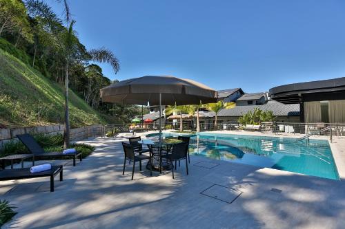 237326903 Quality Hotel Blumenau