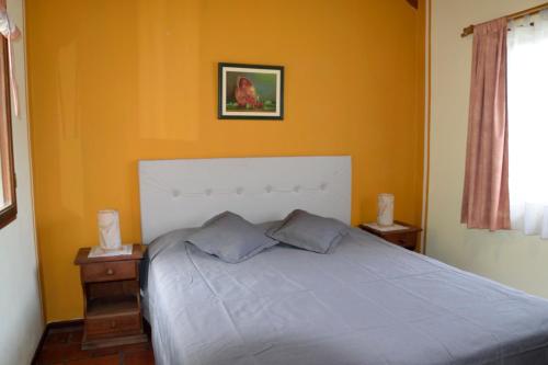 1 queen bed, 2 sofa beds