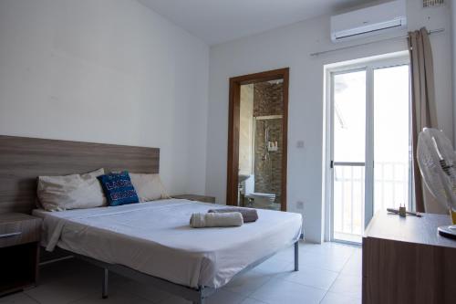Seafront Room 4